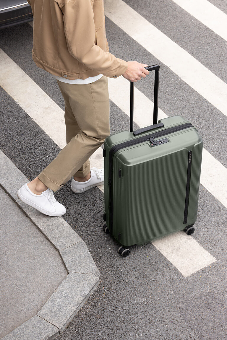 Samsonite UAE | Luggage, Suitcases, Backpacks